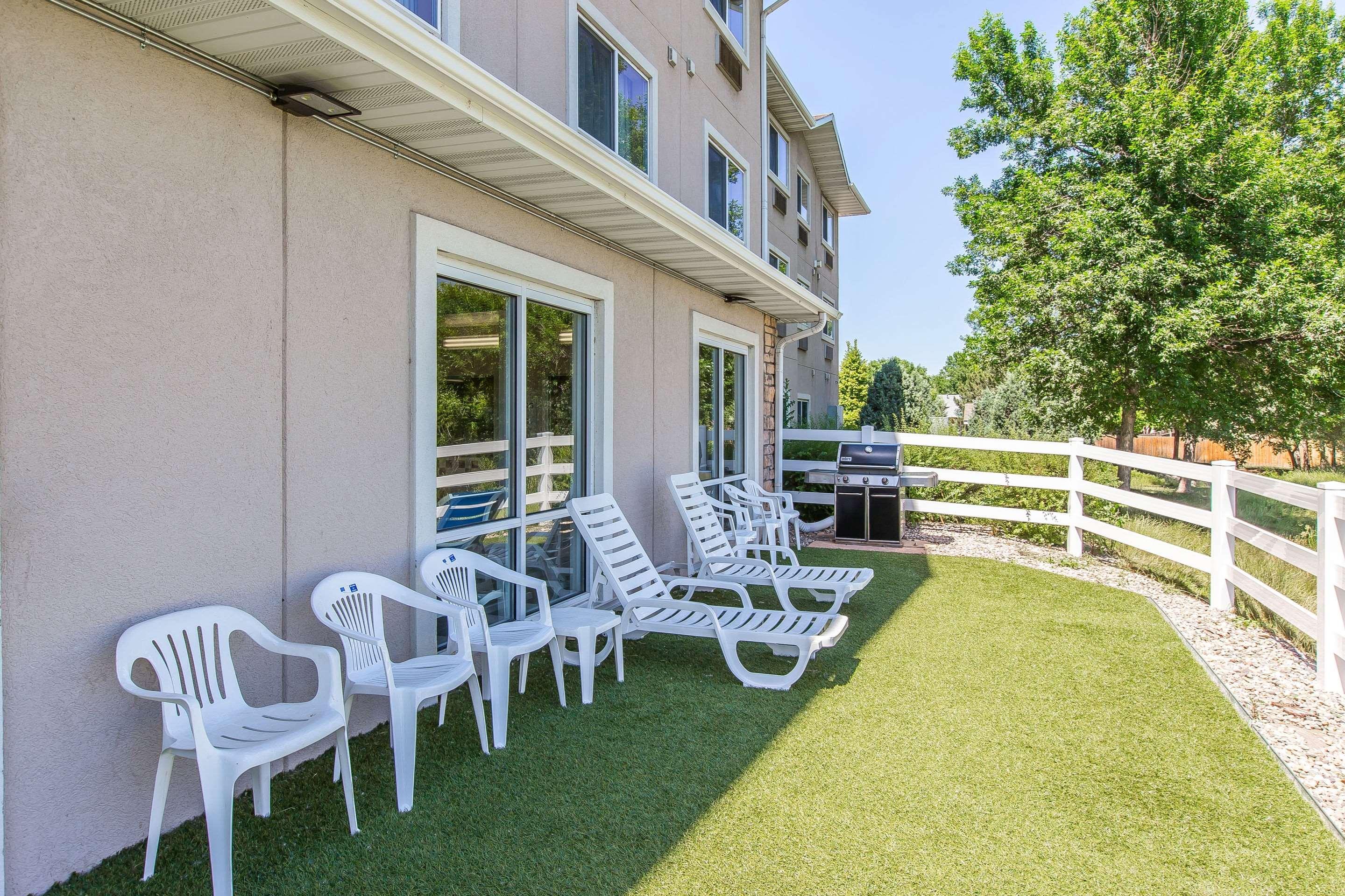 Quality Inn & Suites Loveland Exterior photo