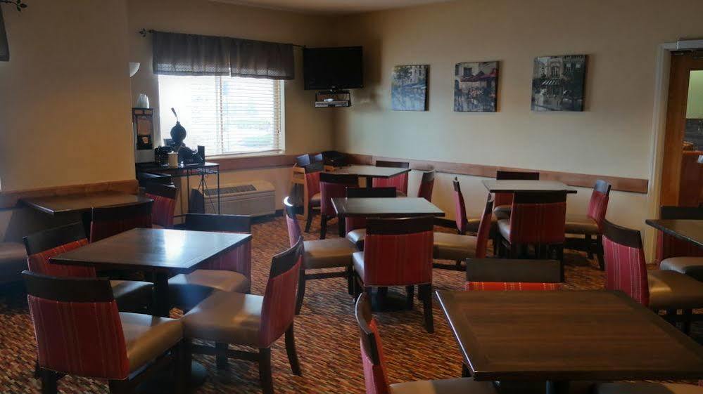Quality Inn & Suites Loveland Exterior photo